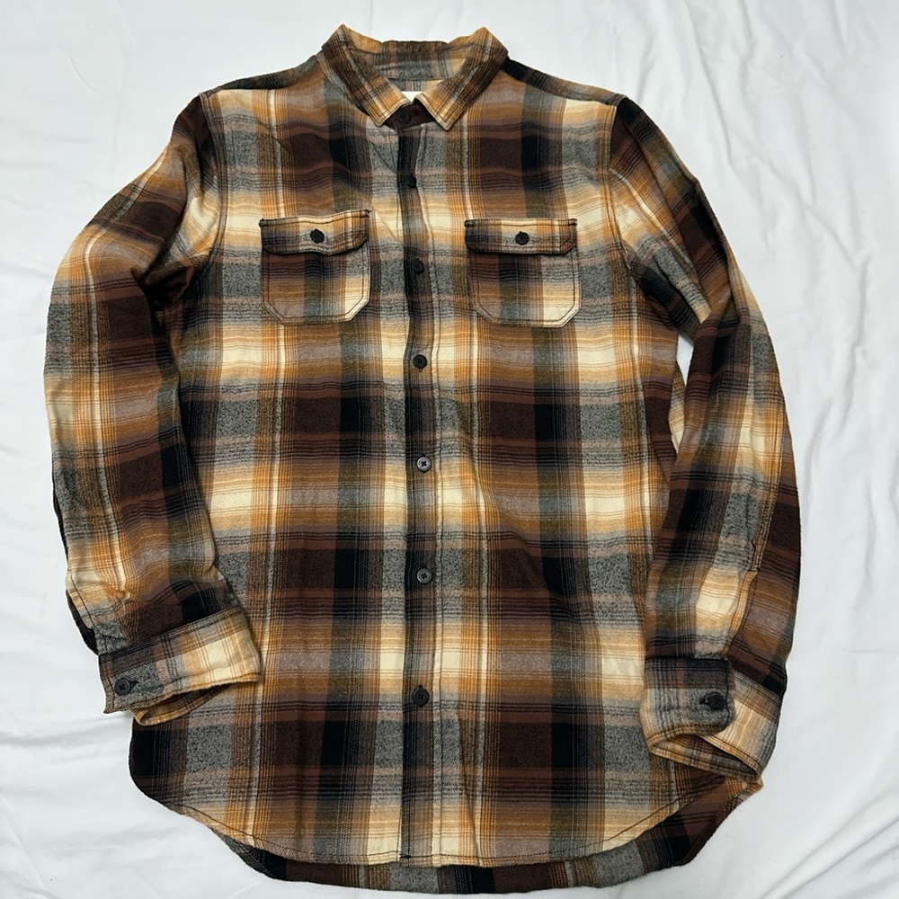 Modern Amusement Flannel Size Small